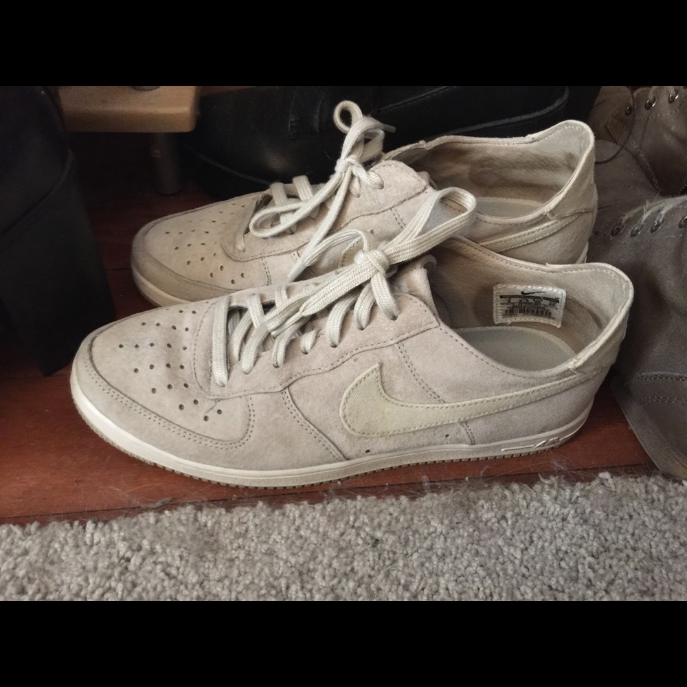Off White/Light Tan Nike Air Shoes
